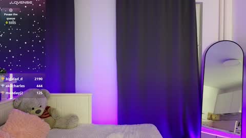 Snapshot of adrianawow1 chatting on February 26, 2025, 12:27 am adrianawow1 online show from February 26, 2025, 12:27 am