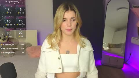 Snapshot of adrianawow1 chatting on March 5, 2025, 3:18 am adrianawow1 online show from March 5, 2025, 3:18 am