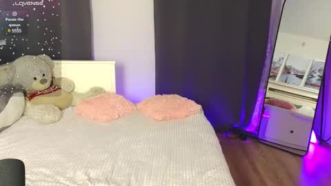 Snapshot of adrianawow1 chatting on March 7, 2025, 3:51 am adrianawow1 online show from March 7, 2025, 3:51 am