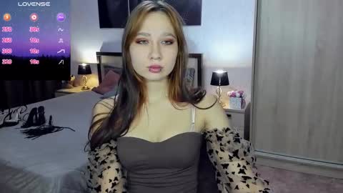 AdrianFay online show from October 14, 2025, 11:44 am