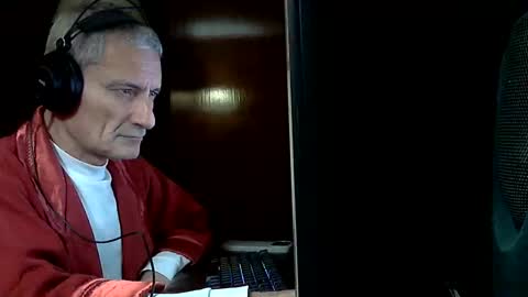 Adrian online show from June 10, 2026, 12:55 am