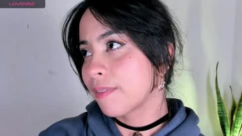 Snapshot of adriannyp chatting on June 4, 2026, 8:20 am adrianny online show from June 4, 2026, 8:20 am