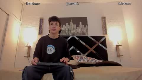 Snapshot of adriano_bigcock chatting on October 9, 2025, 3:15 am Adrian online show from October 9, 2025, 3:15 am