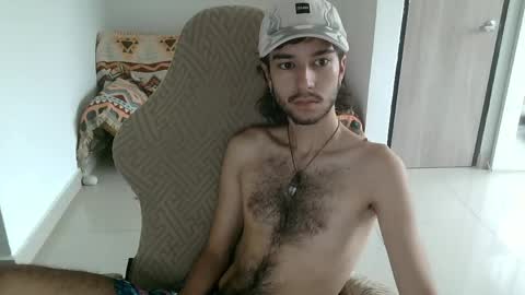 adrien_polo online show from April 8, 2026, 2:39 pm