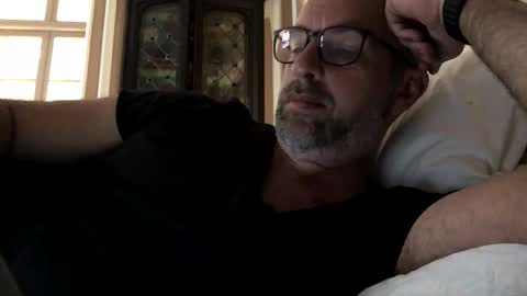 adrienfromparis online show from March 18, 2026, 2:31 pm