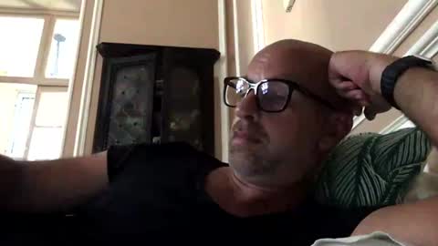 adrienfromparis online show from July 27, 2026, 11:17 am