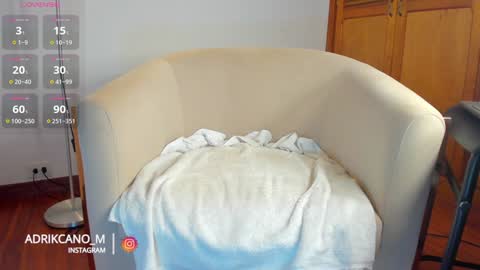 Santi online show from December 26, 2024, 4:32 am