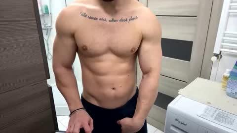 Snapshot of advp69 chatting on February 18, 2026, 1:18 pm Mrrfitt online show from February 18, 2026, 1:18 pm