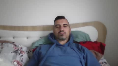 Snapshot of adyyyyyyyyyy35 chatting on November 7, 2025, 5:51 am Adrian online show from November 7, 2025, 5:51 am