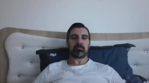 Snapshot of adyyyyyyyyyy35 chatting on February 3, 2026, 7:13 am Adrian online show from February 3, 2026, 7:13 am