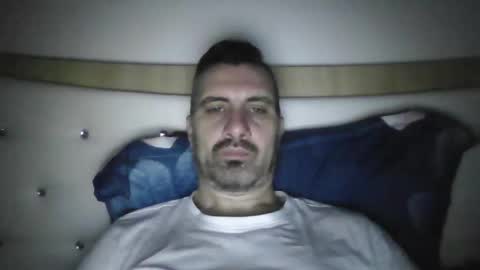 Snapshot of adyyyyyyyyyy35 chatting on February 15, 2026, 5:04 am Adrian online show from February 15, 2026, 5:04 am