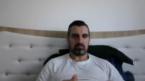 Snapshot of adyyyyyyyyyy35 chatting on February 27, 2026, 6:46 am Adrian online show from February 27, 2026, 6:46 am