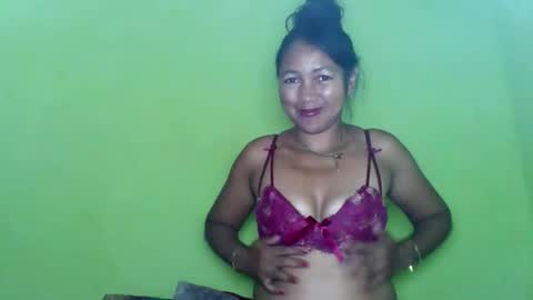 Snapshot of aelyaa chatting on May 3, 2026, 6:47 pm aelyaa online show from May 3, 2026, 6:47 pm