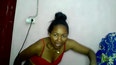 Snapshot of aelyaa chatting on May 5, 2026, 11:51 am aelyaa online show from May 5, 2026, 11:51 am