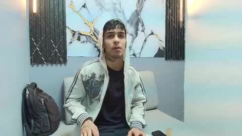 Snapshot of aethon_noir chatting on November 11, 2025, 1:33 pm AETHON online show from November 11, 2025, 1:33 pm