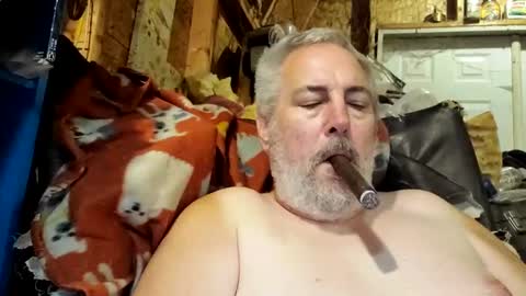 Snapshot of afguy1971 chatting on November 9, 2025, 8:01 am AFGuy71 online show from November 9, 2025, 8:01 am