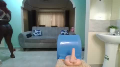 Snapshot of africacoco chatting on March 5, 2025, 3:29 pm africacoco online show from March 5, 2025, 3:29 pm