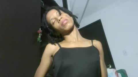 Snapshot of africadeluxe chatting on January 1, 2025, 10:13 pm Africa online show from January 1, 2025, 10:13 pm