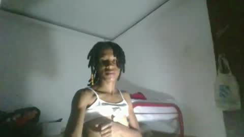 Snapshot of africadeluxe chatting on March 1, 2025, 11:15 pm Africa online show from March 1, 2025, 11:15 pm