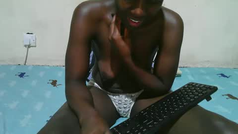 african_pussy2 online show from March 7, 2025, 8:11 pm