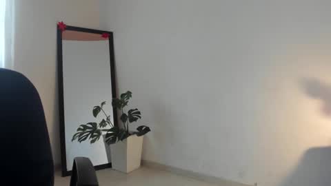 Lorena online show from October 28, 2025, 2:53 pm