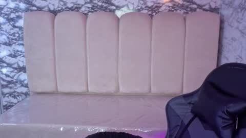 afrodita_wild_v online show from December 18, 2025, 8:26 pm