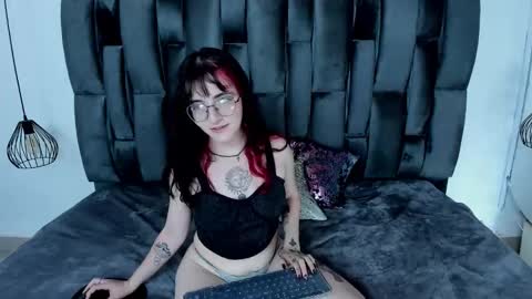 Snapshot of afroditaleclair chatting on October 24, 2025, 8:16 pm Afrodita online show from October 24, 2025, 8:16 pm