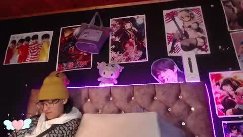 Snapshot of afroditaunu chatting on March 8, 2025, 11:39 pm Cris owo online show from March 8, 2025, 11:39 pm