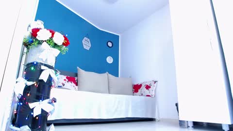 Snapshot of afroditha_ chatting on December 23, 2024, 4:50 pm Amalia online show from December 23, 2024, 4:50 pm