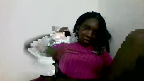 Snapshot of afronubians_ chatting on January 28, 2025, 7:32 pm pink and josphen online show from January 28, 2025, 7:32 pm