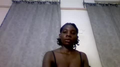 Snapshot of afronubians_ chatting on February 6, 2025, 5:40 pm pink and josphen online show from February 6, 2025, 5:40 pm