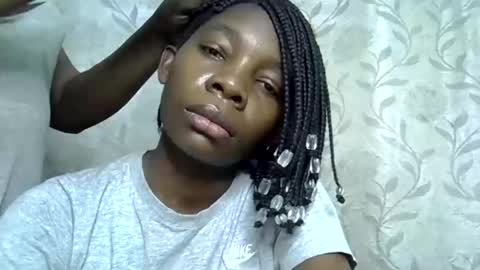 Snapshot of afronubians_ chatting on March 2, 2025, 8:05 am pink and josphen online show from March 2, 2025, 8:05 am