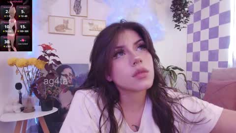 Snapshot of ag4ta_ chatting on March 7, 2025, 9:27 pm Agata online show from March 7, 2025, 9:27 pm