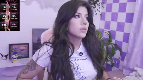 Snapshot of ag4ta_ chatting on November 3, 2025, 12:24 am Agata online show from November 3, 2025, 12:24 am