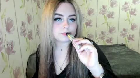 Snapshot of agatasweeti chatting on July 18, 2026, 10:46 pm Agata online show from July 18, 2026, 10:46 pm