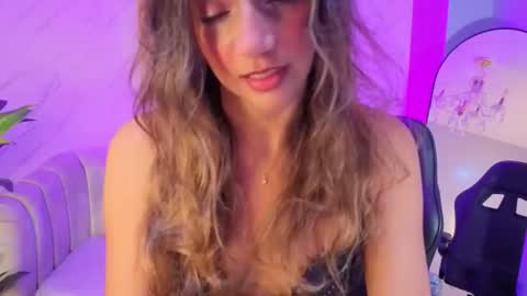 Snapshot of agatha_brooks_t chatting on June 16, 2026, 12:41 pm AGATHA online show from June 16, 2026, 12:41 pm