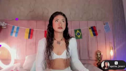 Snapshot of agatha_jener chatting on June 30, 2026, 11:33 am agatha_jener online show from June 30, 2026, 11:33 am