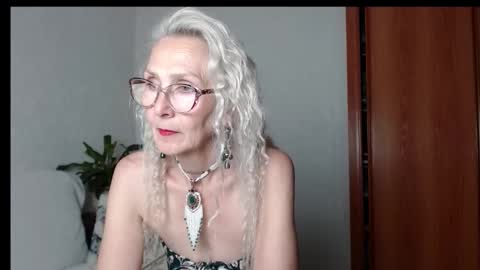Agatha online show from September 10, 2025, 3:01 pm