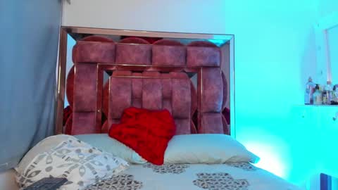 Agatha online show from January 8, 2025, 10:16 pm