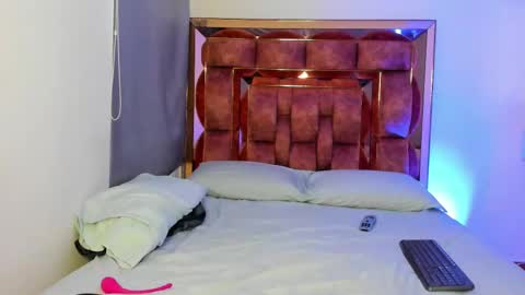 Agatha online show from February 9, 2025, 7:52 pm