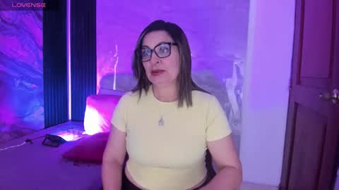 agatha_pleasure online show from February 3, 2026, 11:48 am