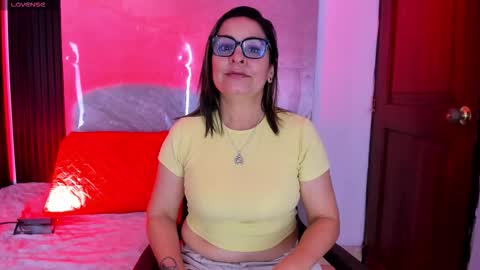 agatha_pleasure online show from February 12, 2026, 11:49 am