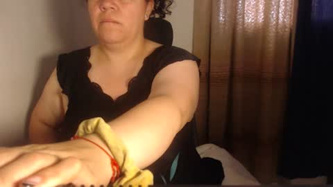 Snapshot of agathaaaa chatting on June 18, 2026, 12:42 pm online show from June 18, 2026, 12:42 pm