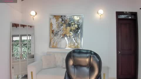 Agatha online show from April 26, 2026, 10:18 pm