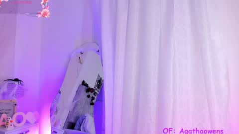 Snapshot of agathaowens chatting on October 12, 2025, 11:37 pm Agatha Owens online show from October 12, 2025, 11:37 pm