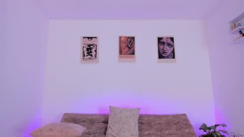 Agatha online show from April 15, 2026, 3:41 pm