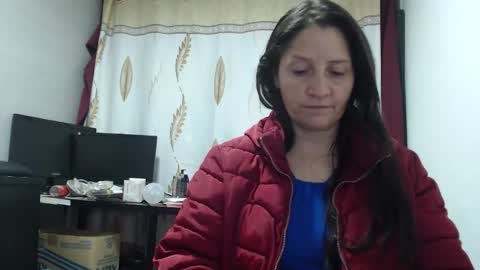 Snapshot of agel_sw1 chatting on October 13, 2025, 10:32 pm Angel online show from October 13, 2025, 10:32 pm