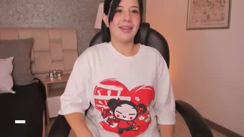 Ahmara  online show from March 10, 2026, 11:37 am