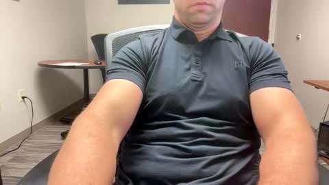 Snapshot of ahdjrucnsjwncnd chatting on December 1, 2025, 9:53 pm Nick online show from December 1, 2025, 9:53 pm