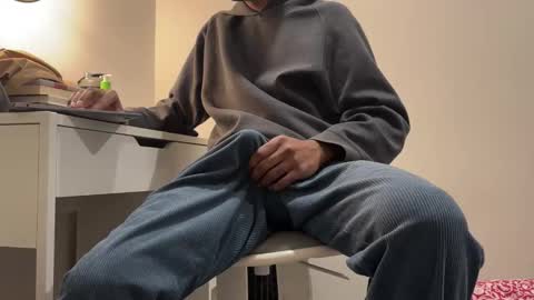 Snapshot of ahmedkhan632131 chatting on February 11, 2026, 1:32 am Dylan online show from February 11, 2026, 1:32 am